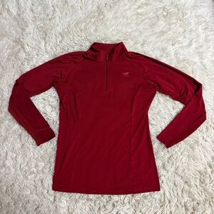 Women’s Medium Red Smartpak Long Sleeve Horseback Riding Sunshirt. Good Conditio